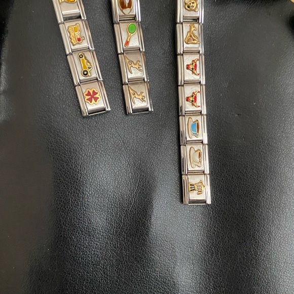 Manuel Zed Charms - Picture 7 of 9